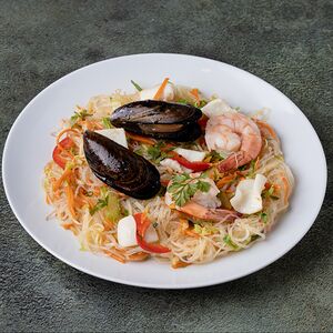 Стеклянная лапша с морепродуктами