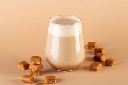 Раф Банан с соленой карамелью