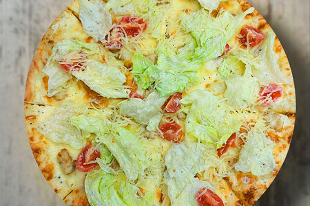 Пицца Цезарь с курицей