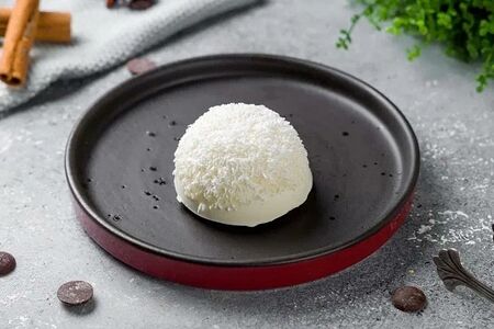 Муссовое пирожное Кокос-клубника