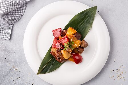 Свинина в кисло-сладком соусе