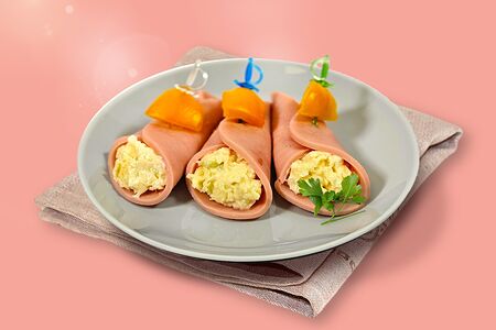 Рулетики ветчинные с сыром