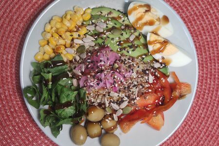 Салат-конструктор Собери сам