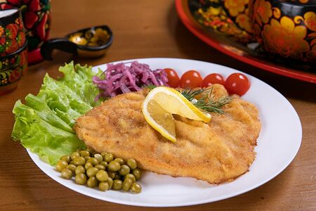 Шницель из свинины в хрустящей панировке