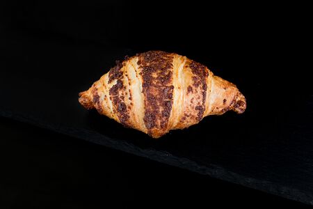 Круассан шоколадный
