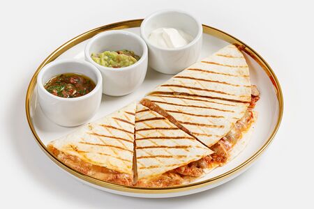 Кесадилья с курицей