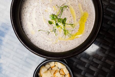 Суп крем-грибной