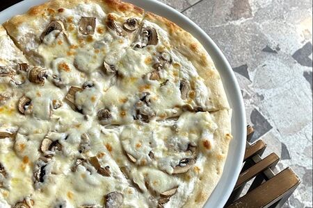 Грибная пицца