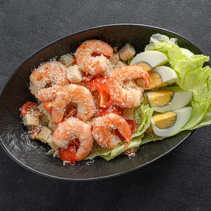 Салат Цезарь с креветками