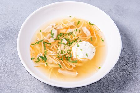 Куриный бульон с домашней лапшой