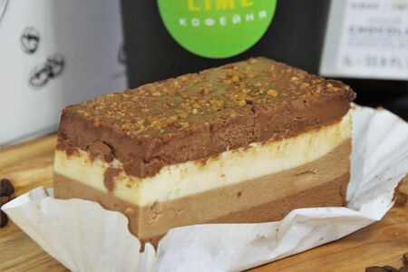 Три шоколада