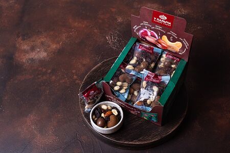 Смесь орехов, сухофруктов и арахиса Энерджи