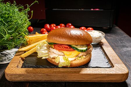 Бургер Цезарь