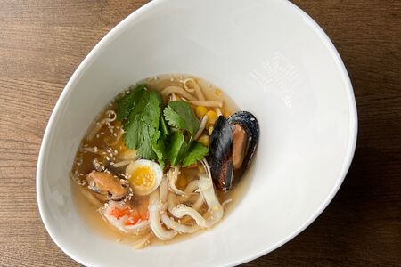 Рамэн с морепродуктами