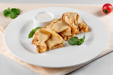 Блинчики со сметаной