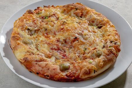 Пицца с красной рыбой