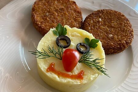 Куриная котлетка с пюре