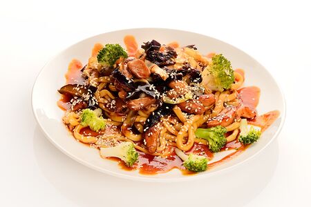 Лапша Вок с говядиной и соусом терияки