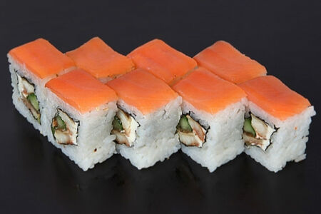 Филадельфия с копченым лососем