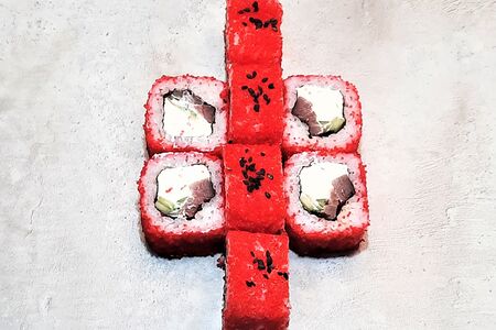 Калифорния с тунцом