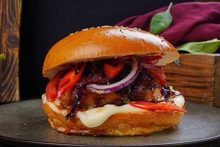 Чикен с курицей