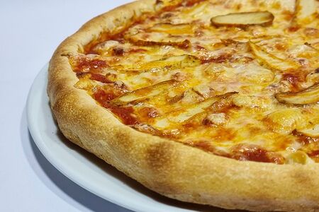 Пицца с курицей