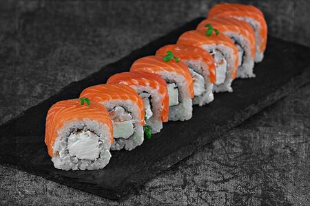 Ролл Фила с креветкой