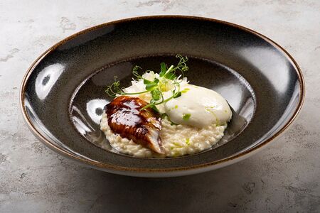 Ризотто с угрем и муссом Пармезан