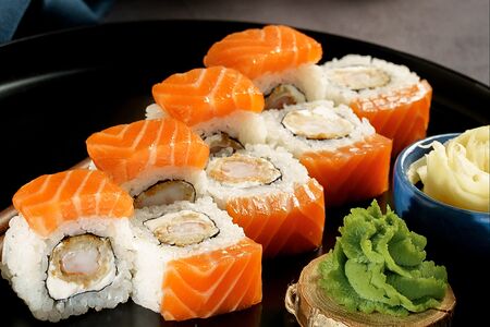 Филадельфия с креветкой темпура