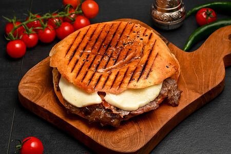 Курица в хлебе томбик