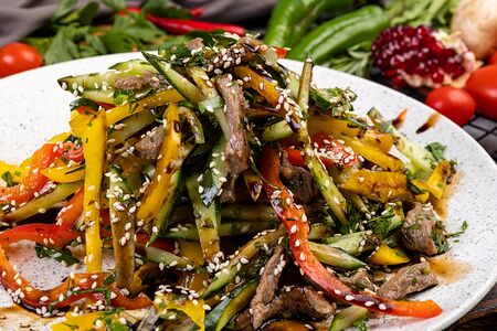 Салат Тайский