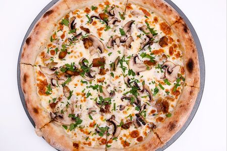 Пицца Жюльен с курицей и грибами