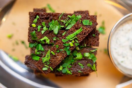 Чесночные гренки