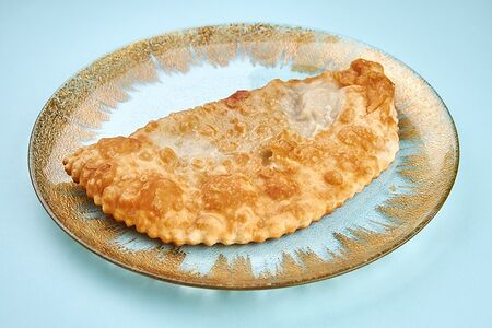 Чебурек с бараниной и говядиной