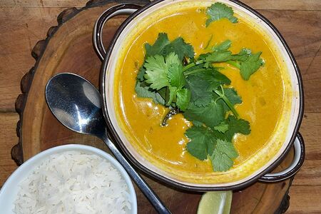 Том Ям острый