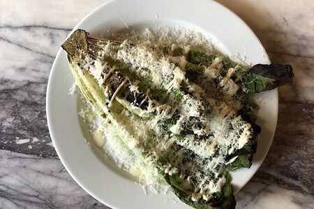 Ромейн из печи с горгонзолой и грана падано