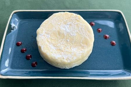 Десерт Камамбер