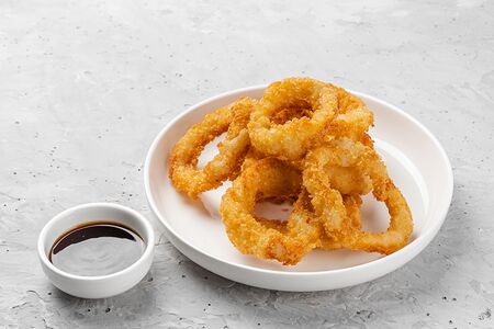 Кольца кальмаров в темпуре