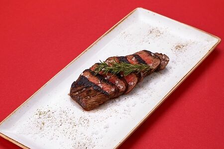 Стейк из говяжьей вырезки