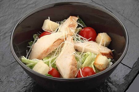 Цезарь с курицей