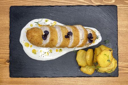 Тонкацу из курицы и свинины