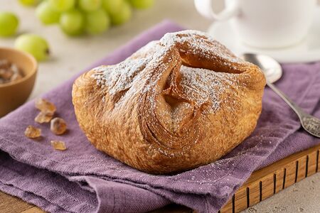 Слойка венгерская