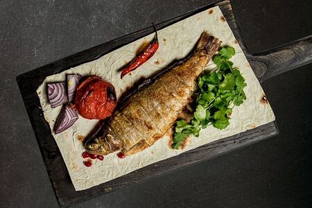 Форель на гриле