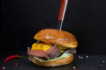 Бургер с ростбифом