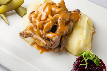 Бефстроганов с грибами