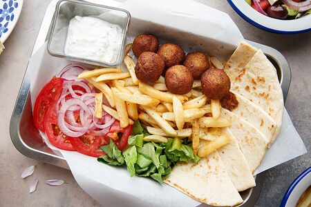 Мерида с фалафелем