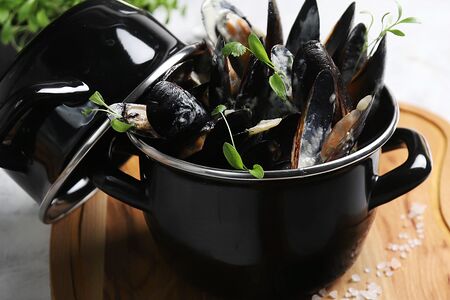 Черноморские мидии в сливках