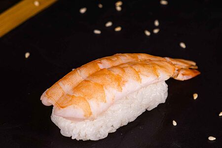 Суши Креветка