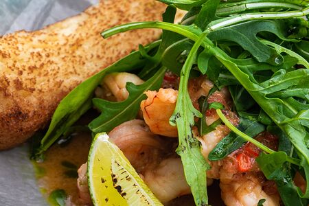 Тигровые креветки с соусом Чили