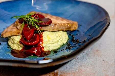 Язык с овощным муссом